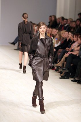     . Ukrainian Fashion Week  - 2012.